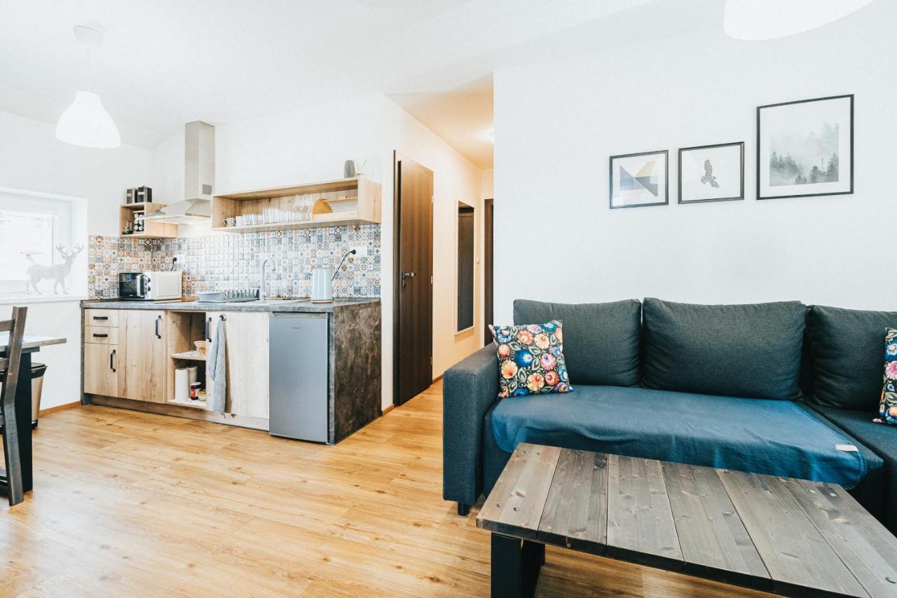 Apartman Milbach Mlynica Exteriör bild