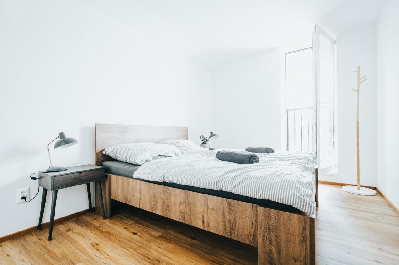 Apartman Milbach Mlynica Exteriör bild
