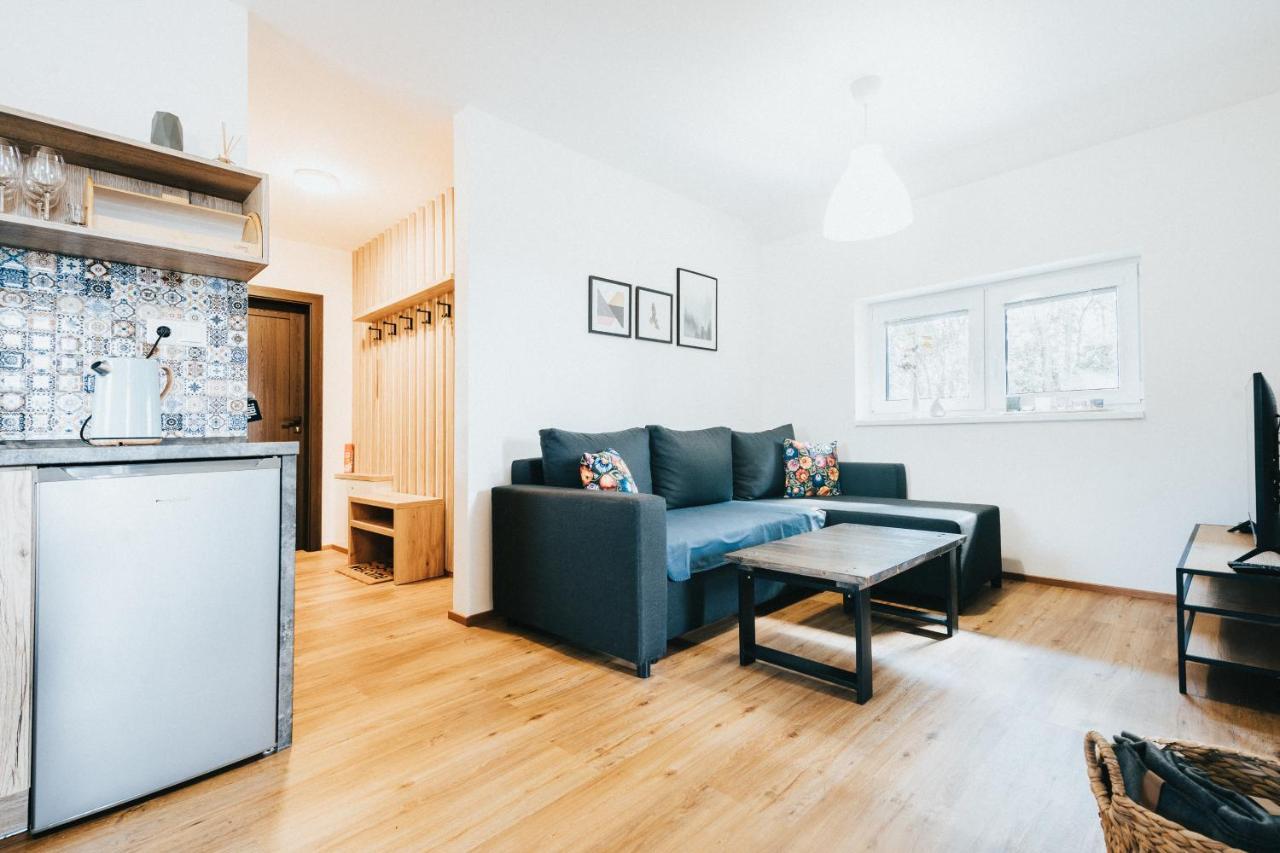 Apartman Milbach Mlynica Exteriör bild